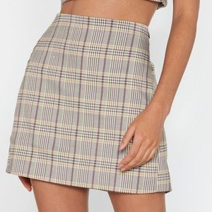 nasty gal “keep yourself in check” plaid skirt
